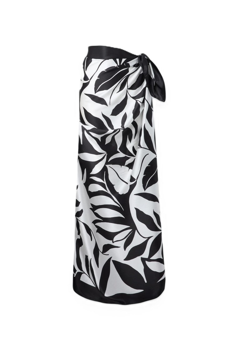 Max Mara Wrap Scarf With Bold Leaf Pattern