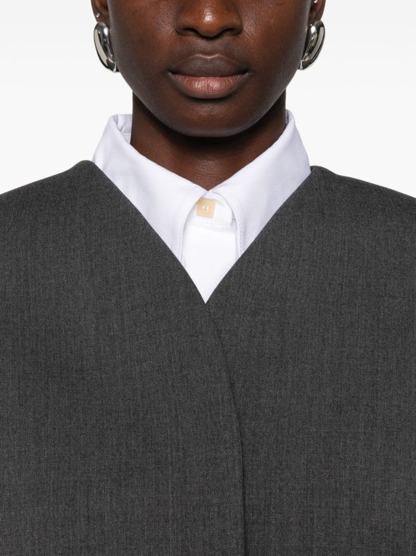 Jacquemus Voluminous Grey Jacket With Tailored Silhouette And Minimalist Design