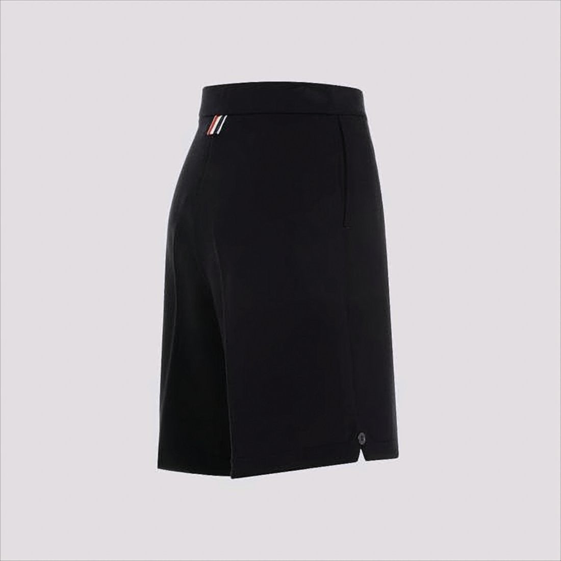 Thom Browne Tailored Black Shorts With Clean Silhouette And Subtle Patch
