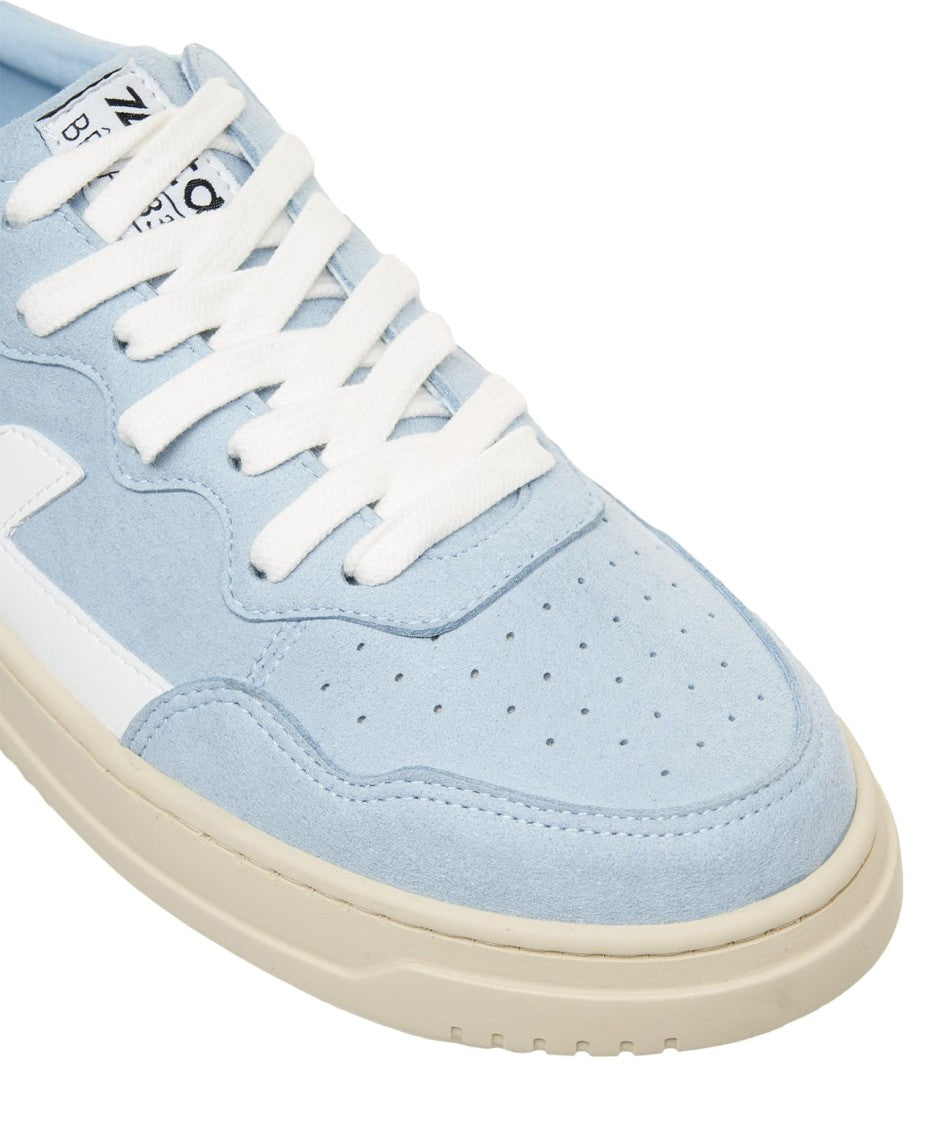 Zeta Blue Sneakers With Contrasting Design