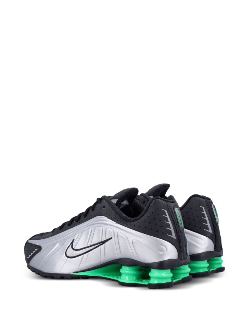 Nike Shox R4 Sneaker