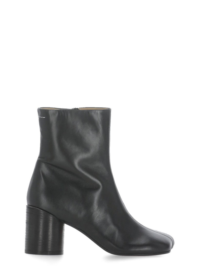 Mm6 By Maison Margiela Squared Toe Black Leather Boots With Side Zip Closure