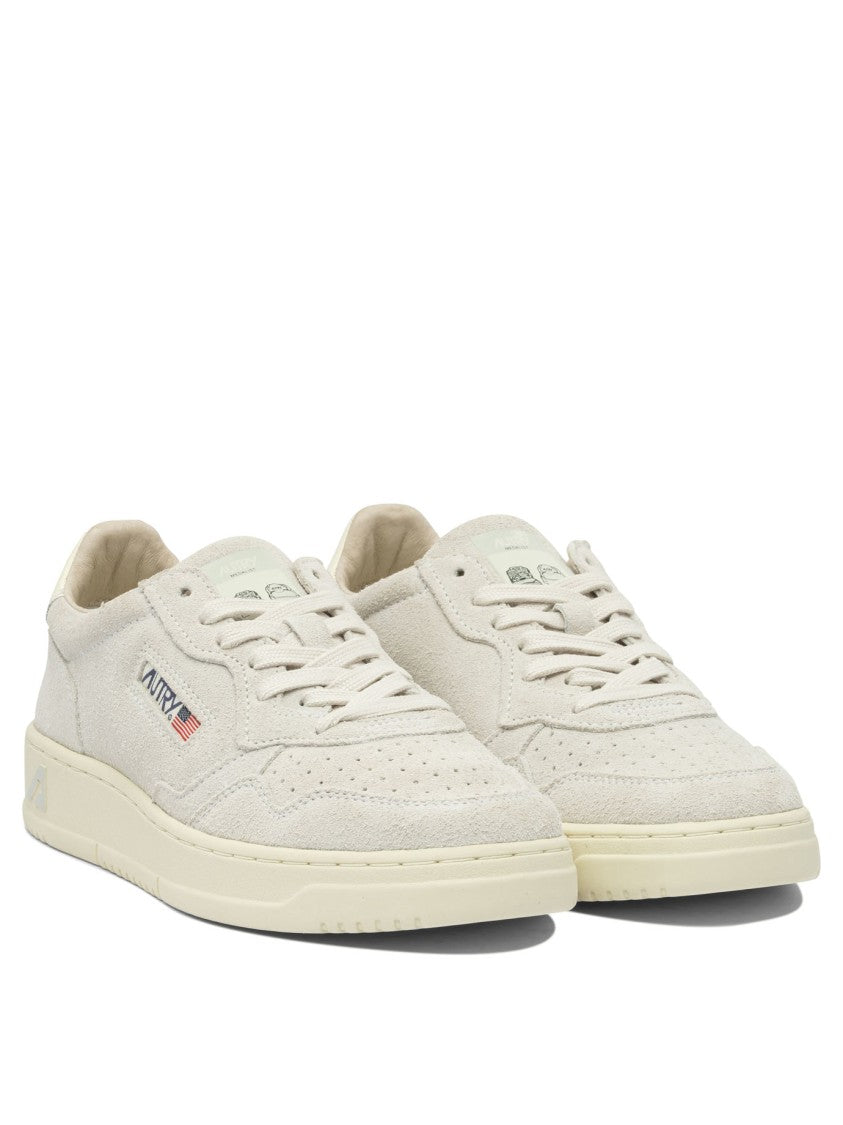 Autry Padded Collar Low-Top Sneakers With Microhole Toe Box