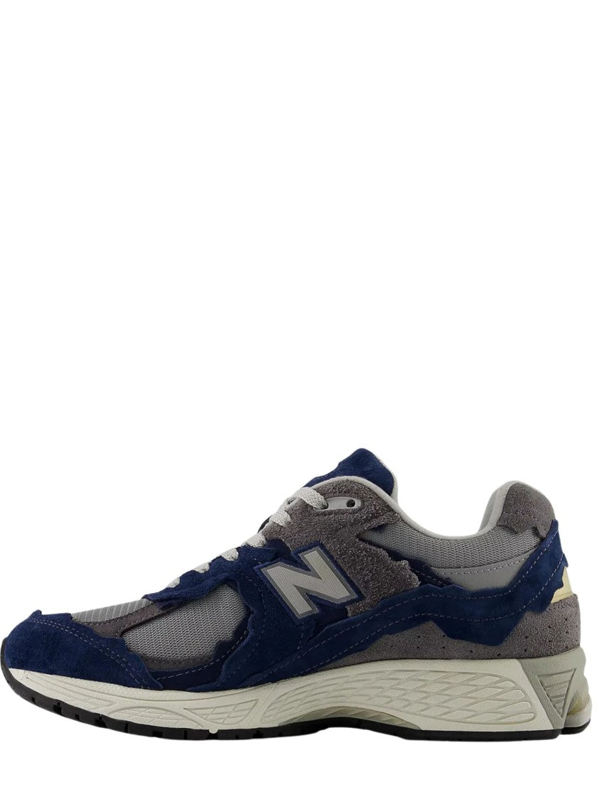 New Balance Grey Suede Mesh Protection Sneakers