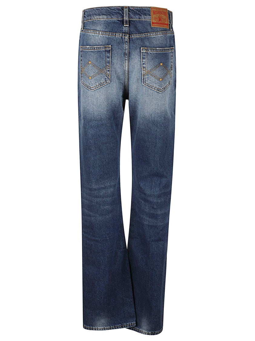 Washington Classic Straight-Leg Jeans With Subtle Fading And Rivet Accents