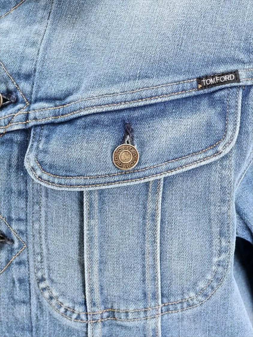 Tom Ford Light Wash Denim Jacket With Tailored Fit And Flap Pockets