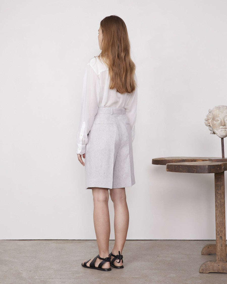 Officine Generale High-Waisted Beige Shorts With Permanent Pleat