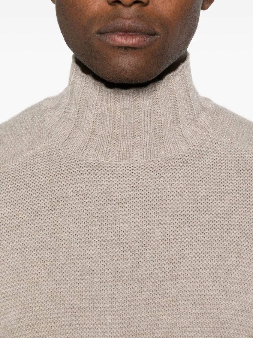 Alpha Studio Finely Knit Gray Sweater