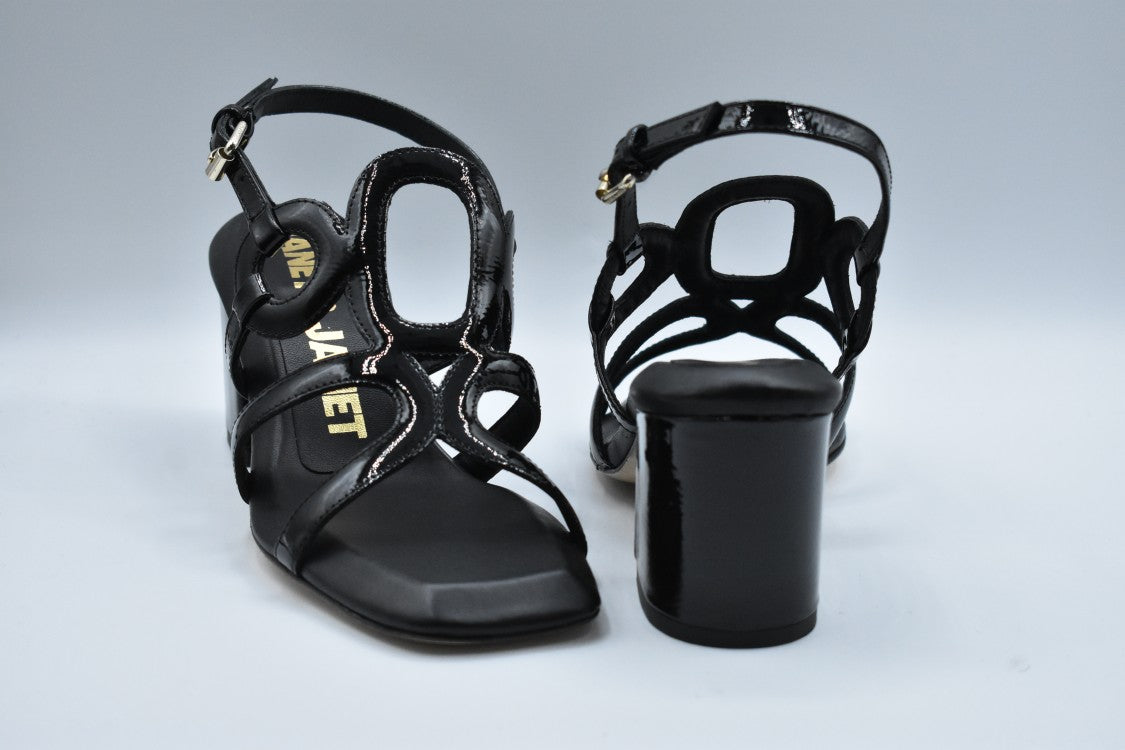 Janet & Janet Black Patent Leather Sandals With Elegant Straps