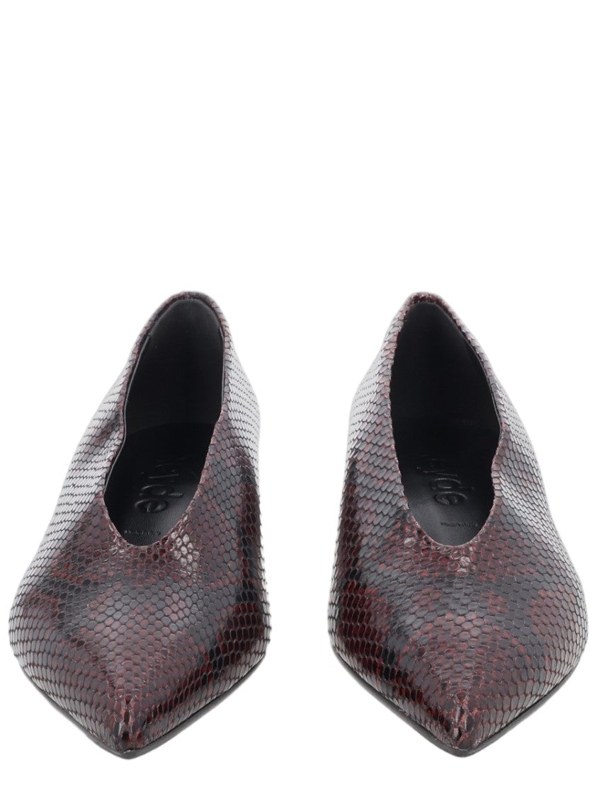 Aeydē Textured Burgundy Pointed Toe Calf Leather Heels
