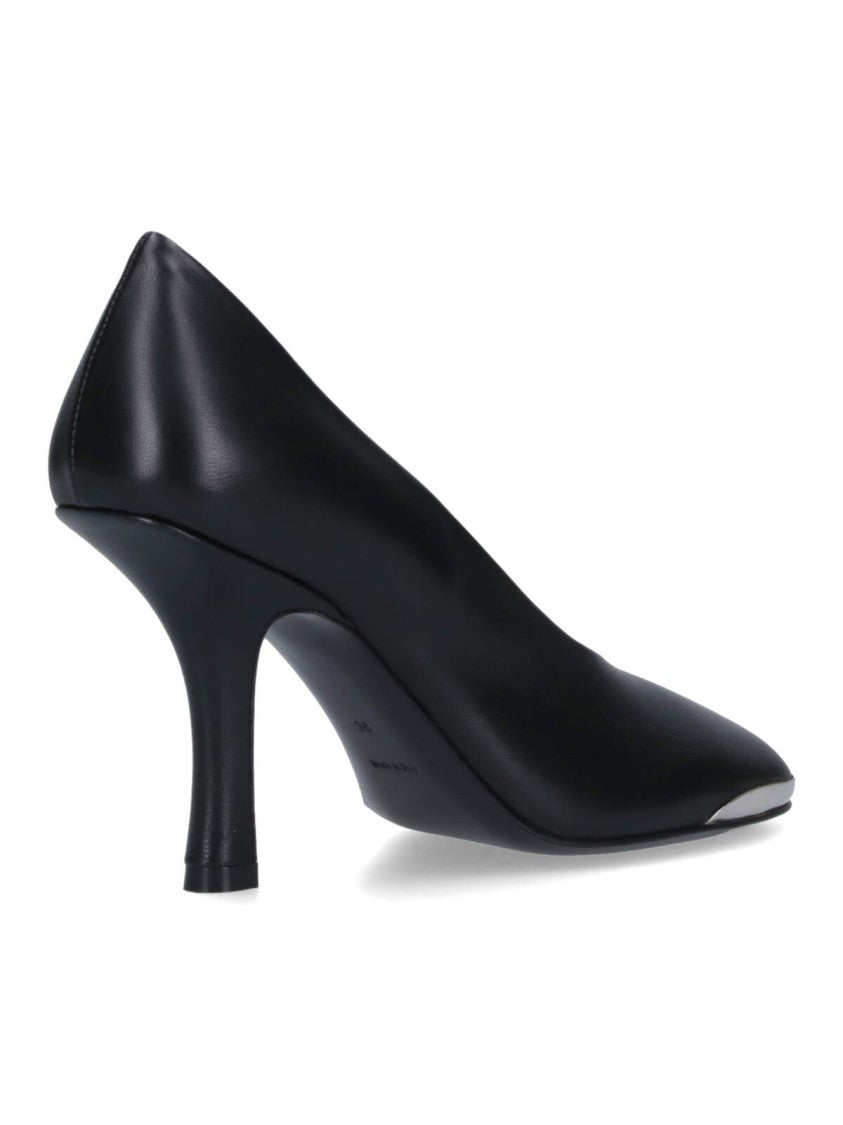 Burberry "Duck" Pointed Toe Pumps – Black