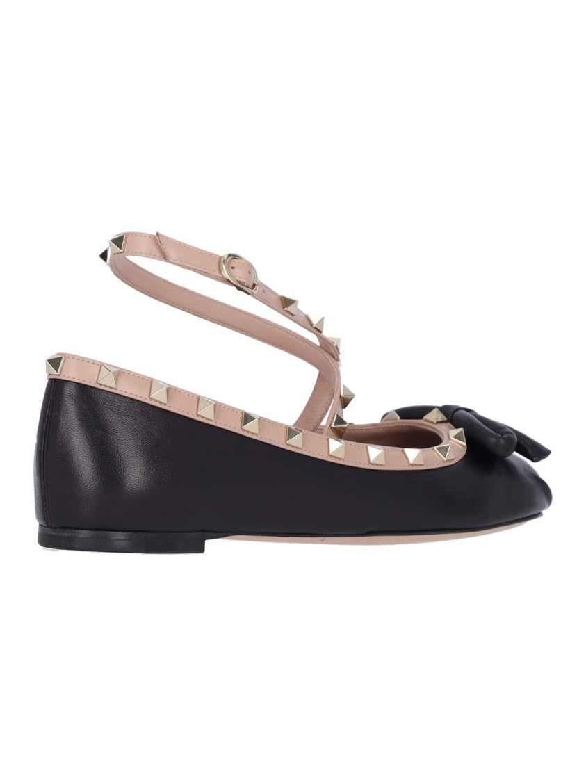 Valentino Garavani Rockstud' Flip-Flops – Black