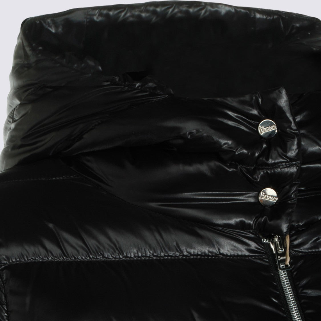 Herno Shiny Black Puffer Jacket With High Collar And Cropped Length