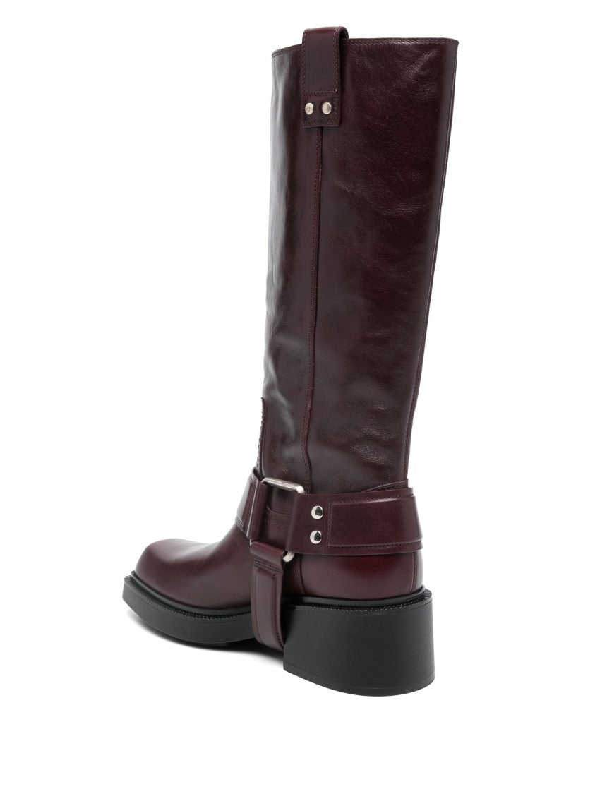 Vic Matié Sleek Leather Ankle Boots With Chunky Heel