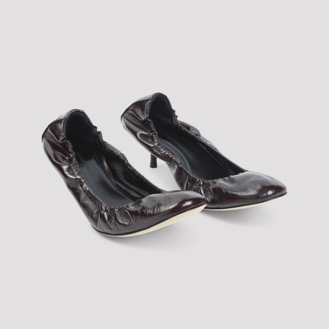 Phoebe Philo Refined Brown Calf Leather Pumps