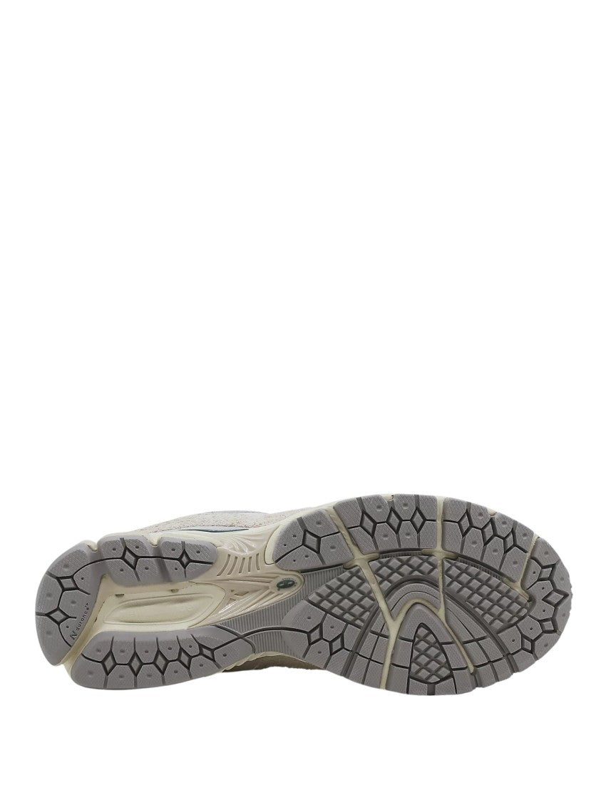 New Balance Beige And Grey Suede 2022R Sneakers