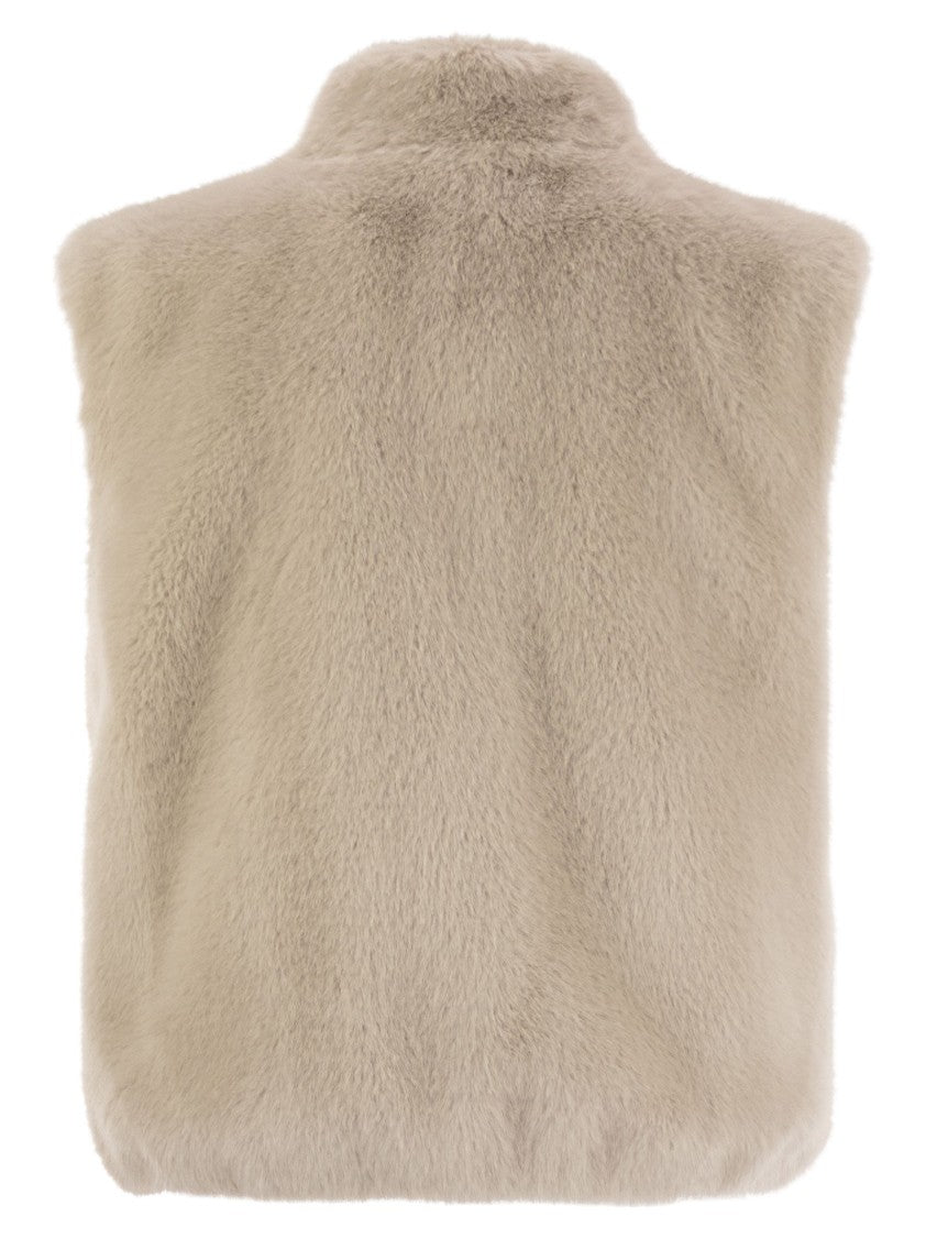 Herno Resort Waistcoat In Faux Fur