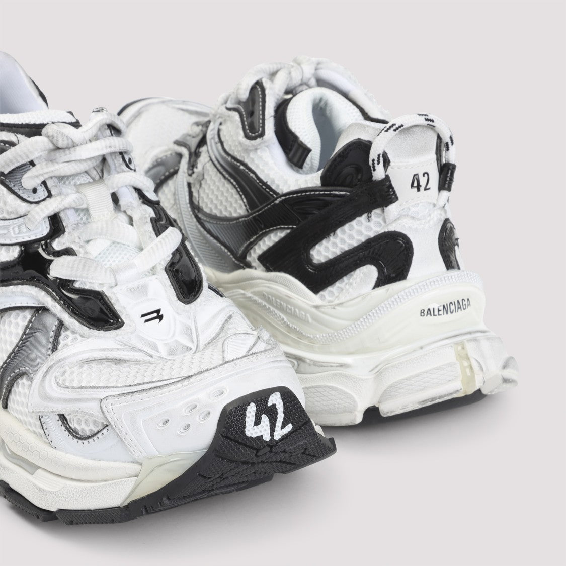 Balenciaga Runner 2 White And Black Polyurethane Sneakers