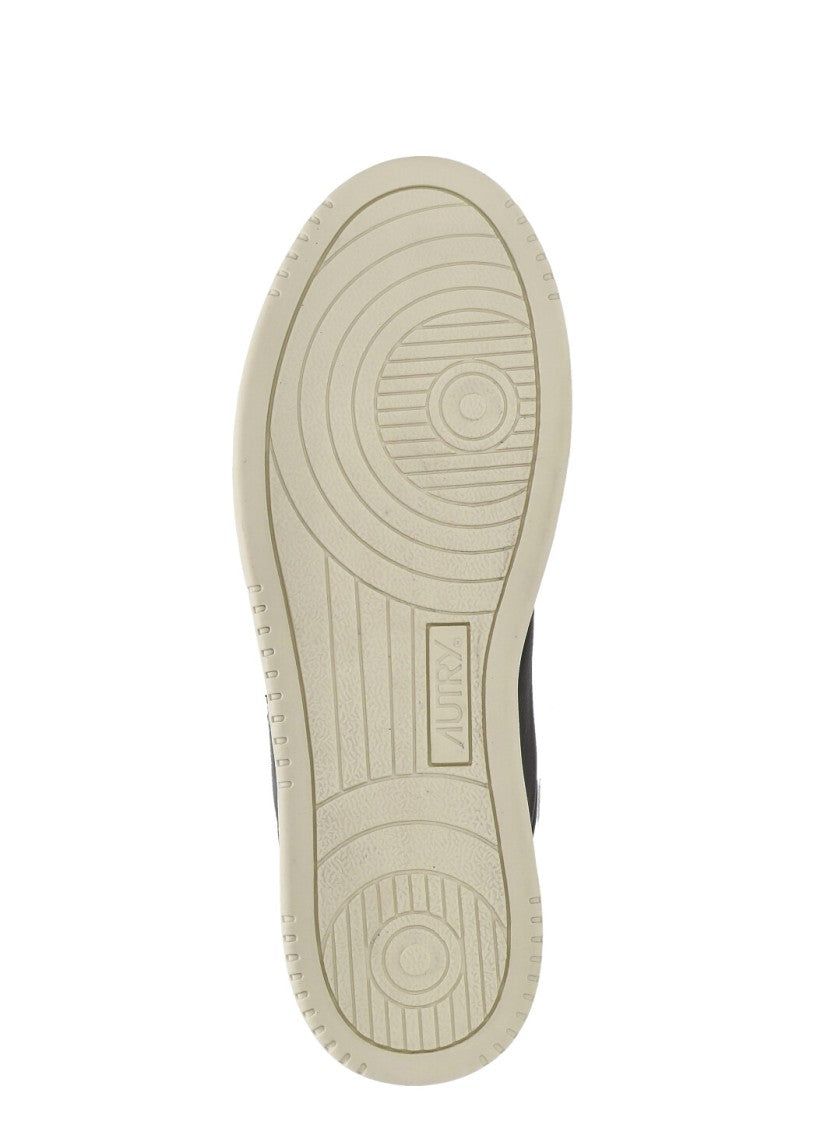 Autry Medalist Leather Sneakers