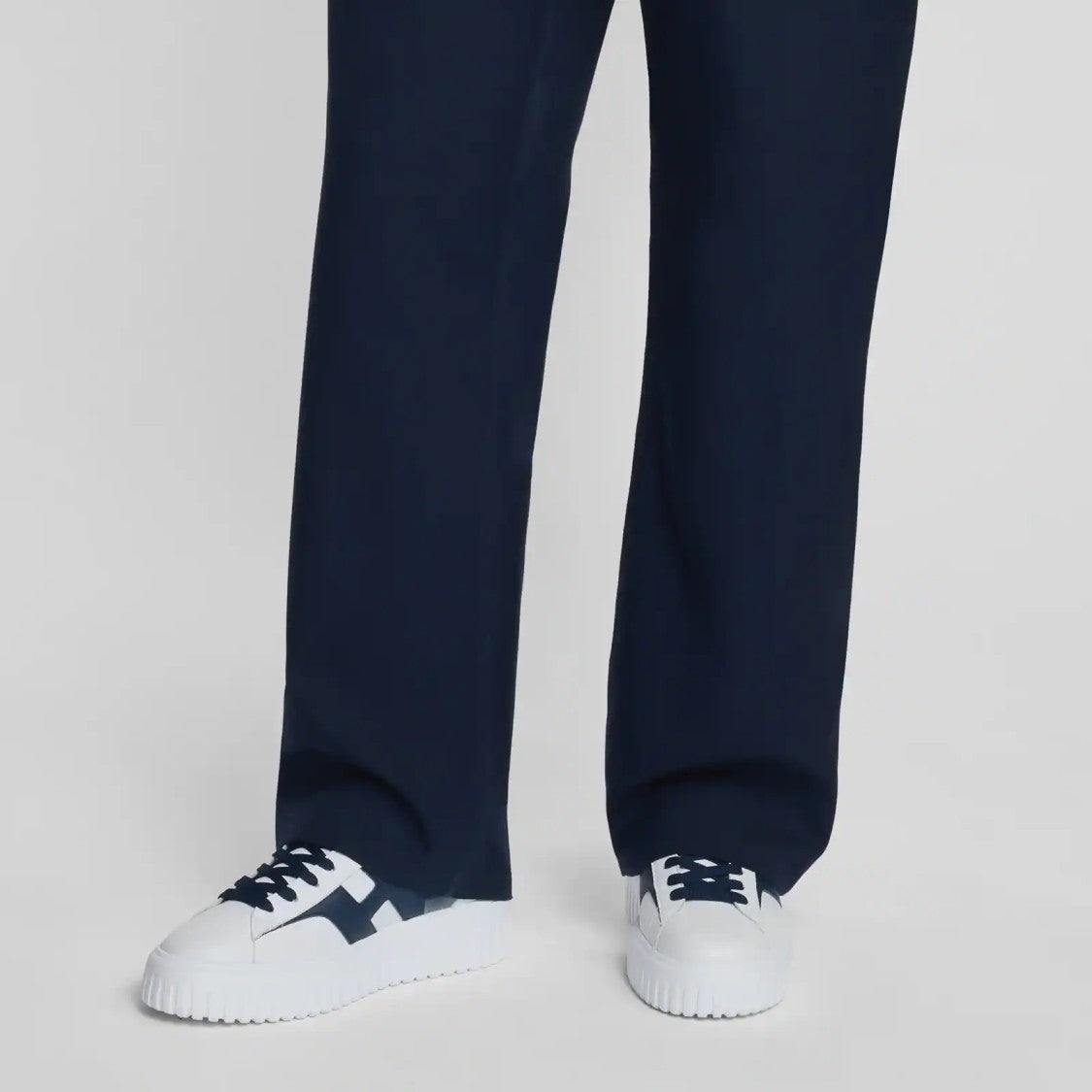 Hogan H-Stripes Allacciato H Spezzata Sneakers In White
