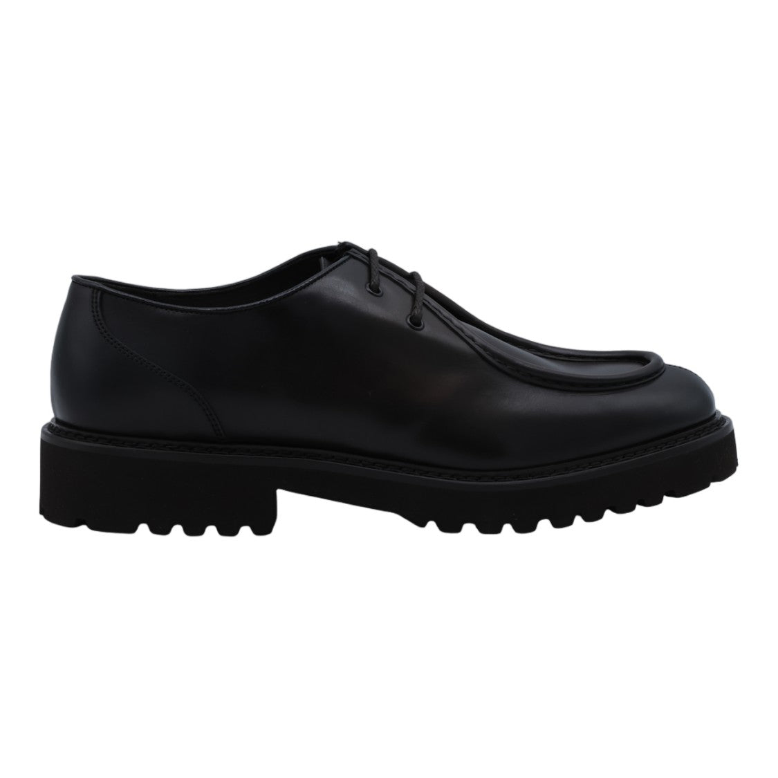 Doucal's Lace-Up Flat Shoes With Rugged Sole