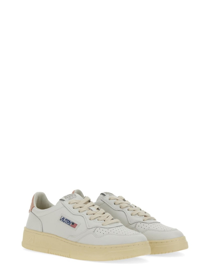 Autry Medalist Low Minimalist Leather Sneakers