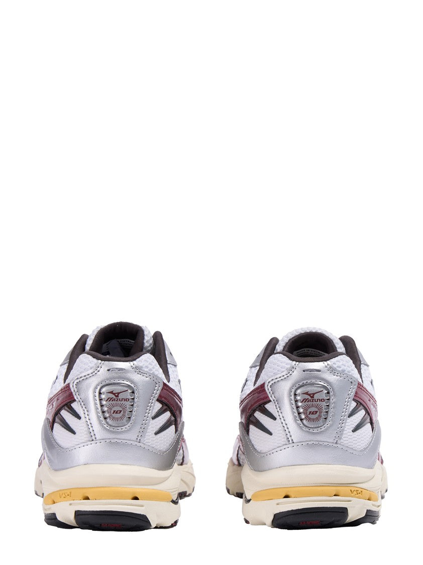Mizuno Wave Rider 10 Sneakers In Breathable White Mesh