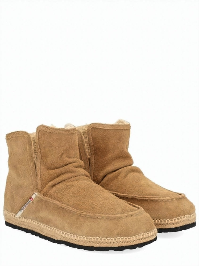 Diesel Brown Suede Boots With Plush Lining