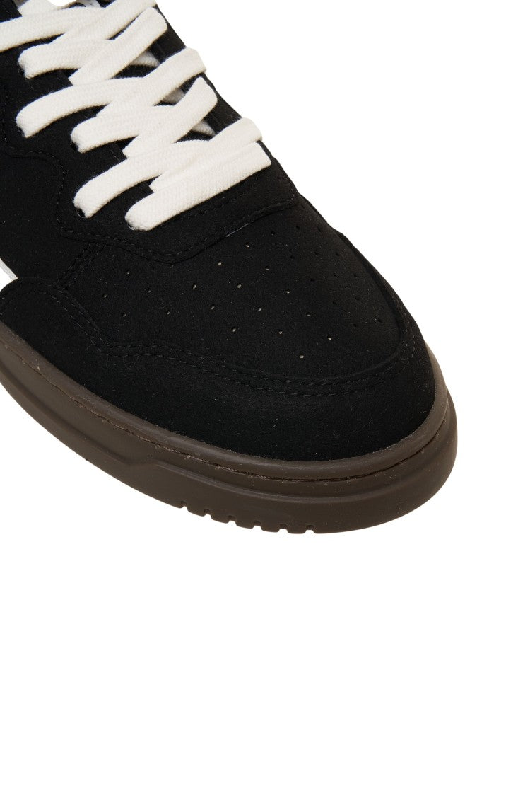 Zeta Black Sneakers With Contemporary Design