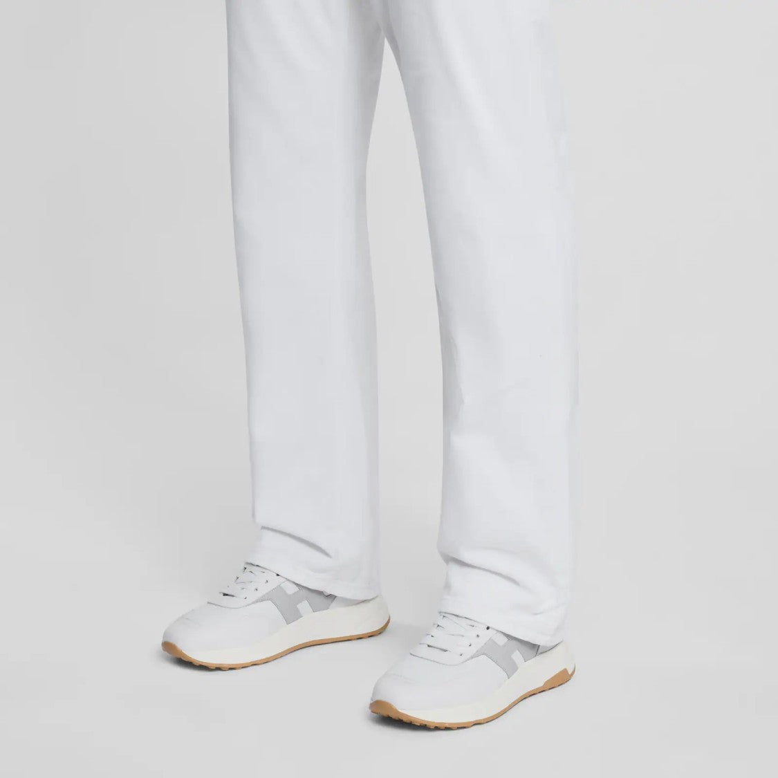 Hogan Hyperlight Allacciato H Sneakers In White Grey