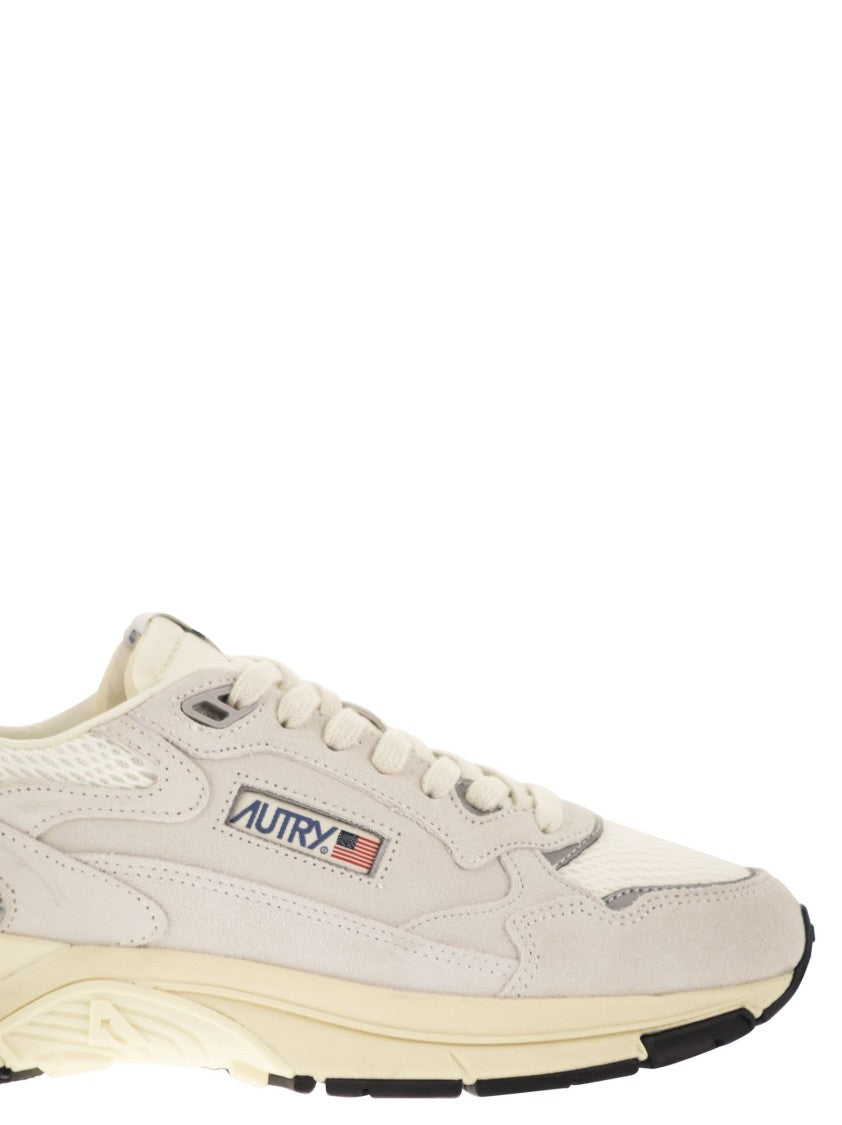 Autry Hyperway - Suede And Mesh Trainers