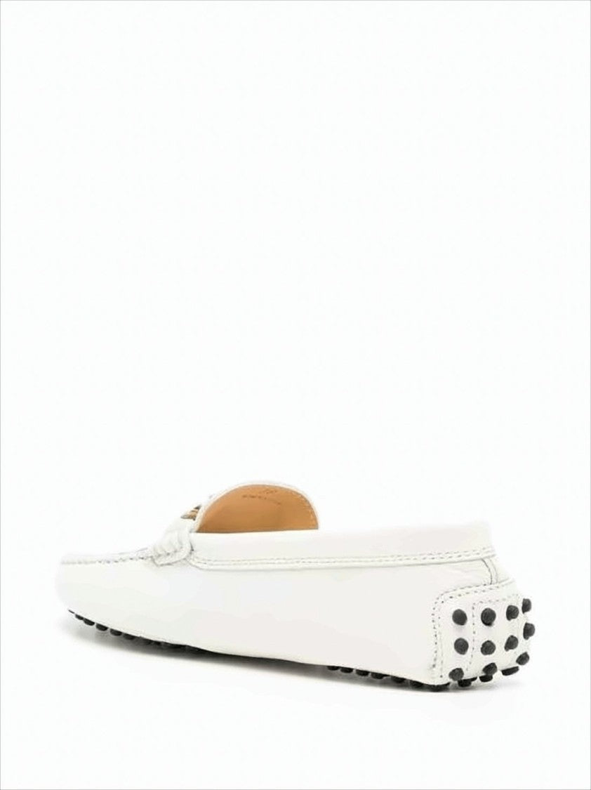 Tod's Smooth Leather Loafer With Classic Moccasin Silhouette