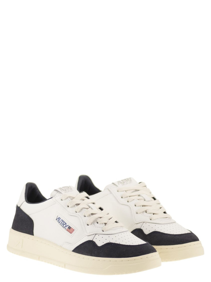 Autry Medalist Low - Leather And Suede Sneakers