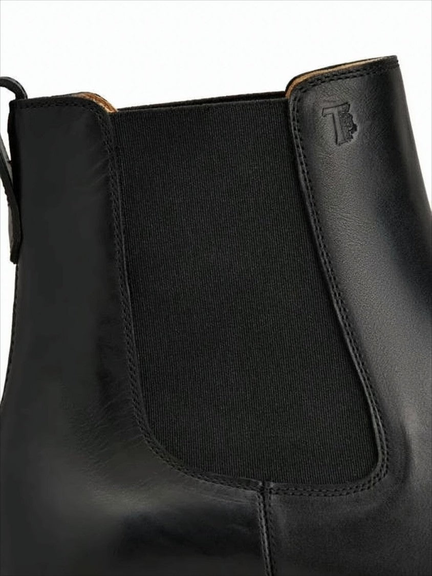 Tod's Black Leather Ankle Boots With Elastic Side Panels And Textured Sole