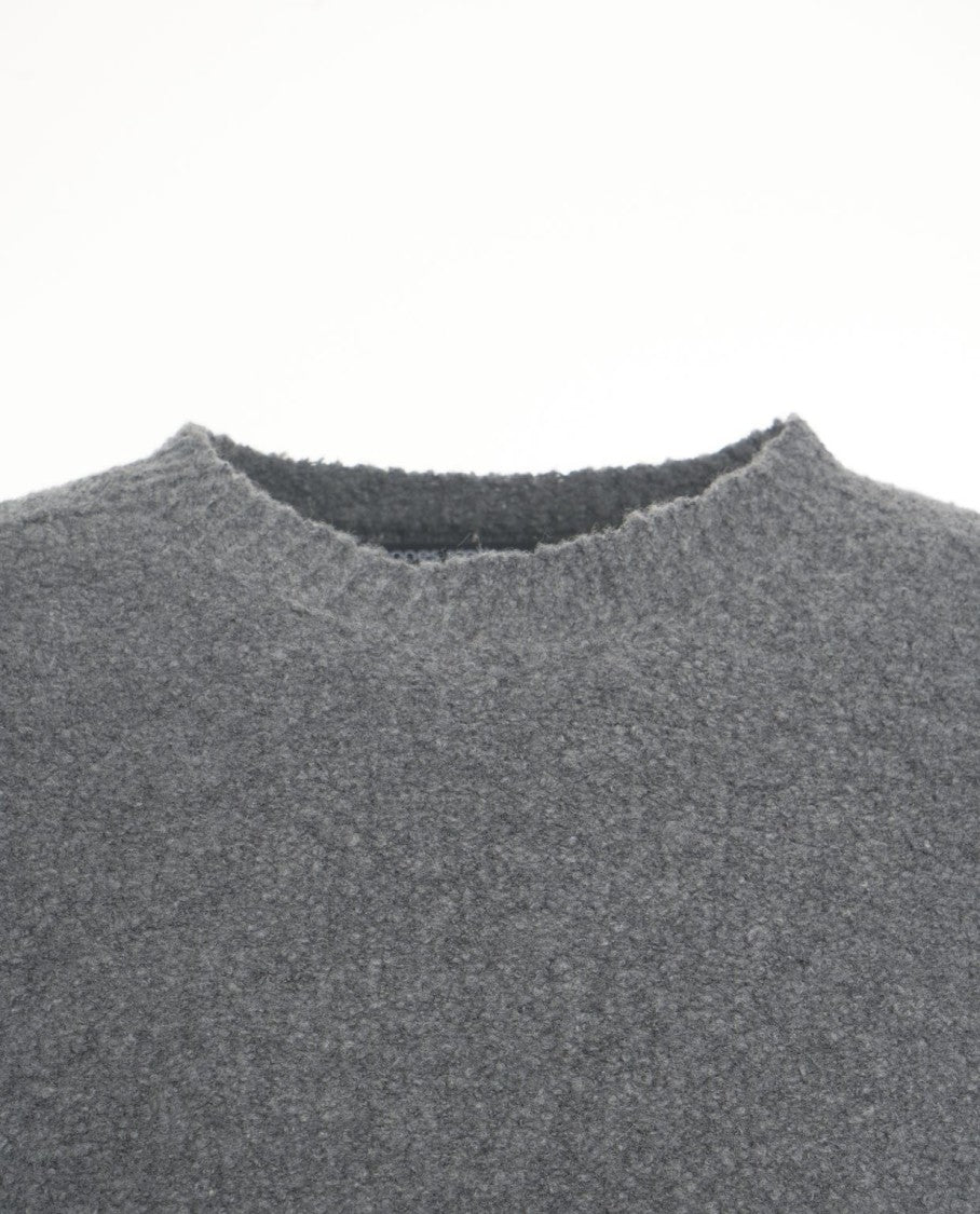 Hannes Roether Minimalist Grey Pullover With Round Neck