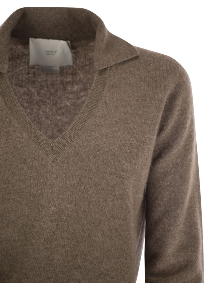 Vanisé Patty - V-Neck Jumper With Polo Collar