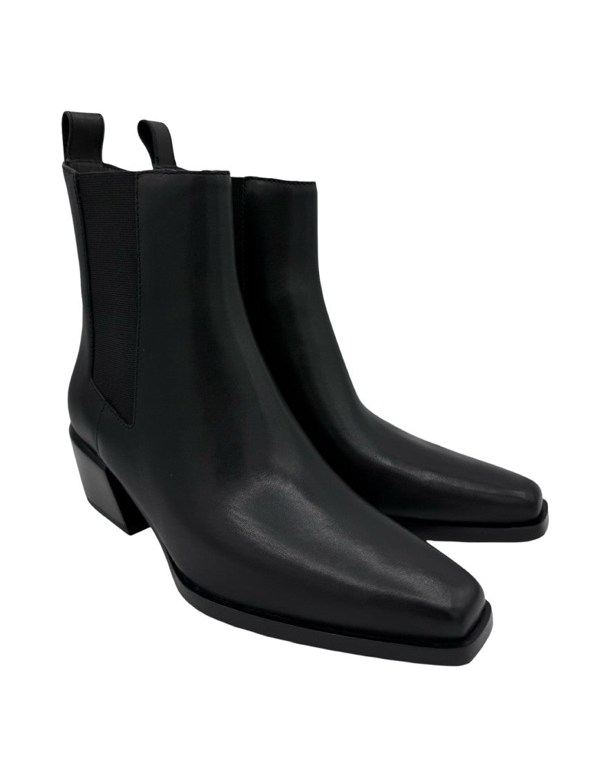 Rag & Bone Smooth Leather Chelsea Boot With Pointed Toe And Block Heel