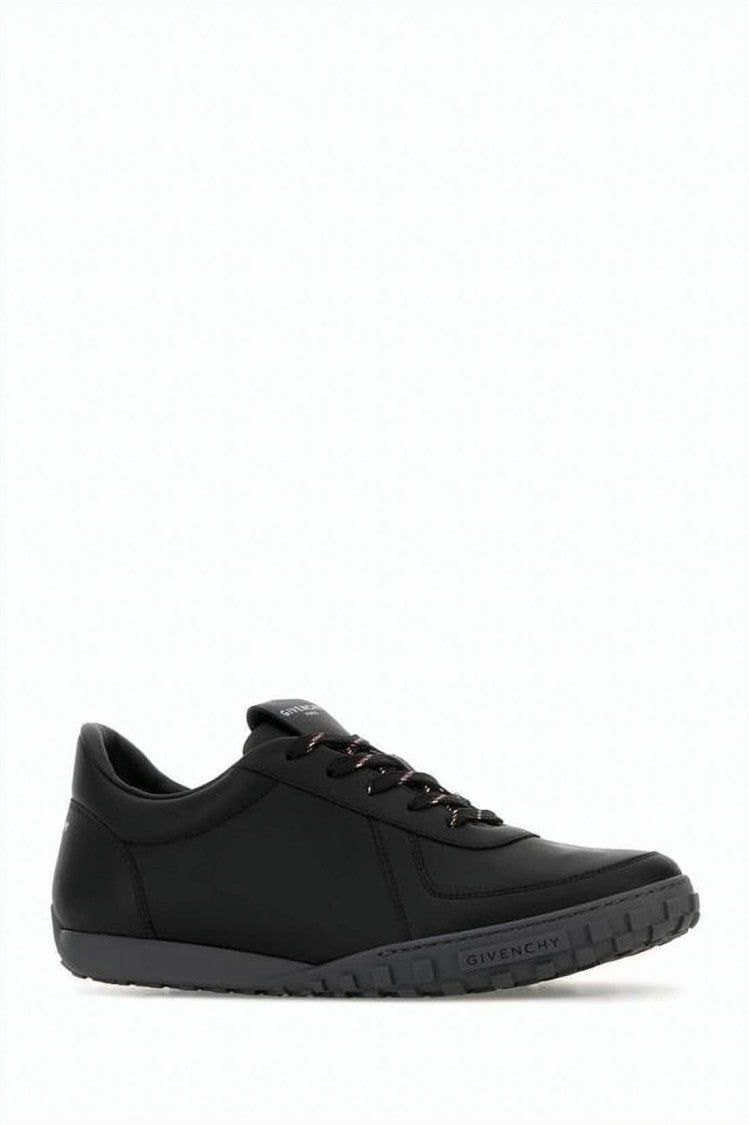 Givenchy Seamless Black Calf Leather Sneakers With Textured Sole
