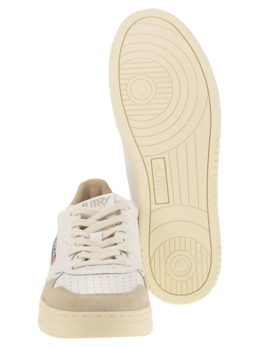 Autry Medalist Low - Leather And Suede Sneakers