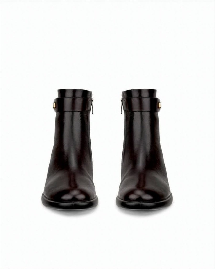 Ecco Smooth Leather Ankle Boots