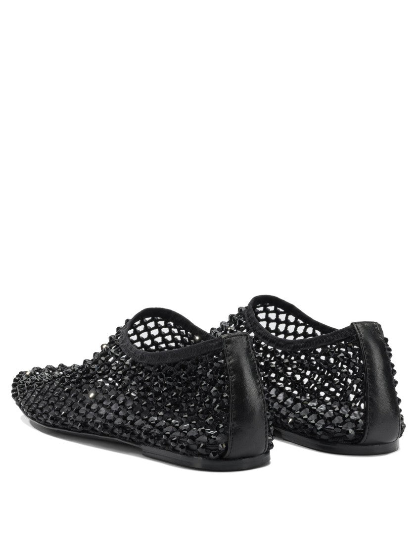Strategia Pointed Toe Flats