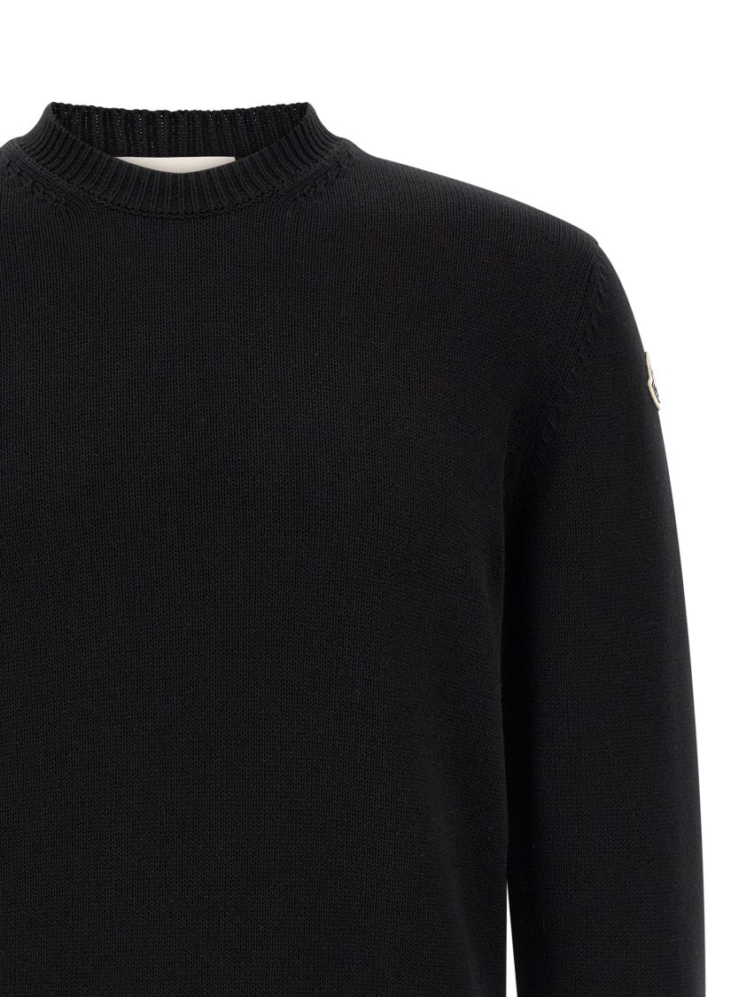 Moncler Lightweight Cotton Sweater With Classic Crew Neck And Ribbed Cuffs