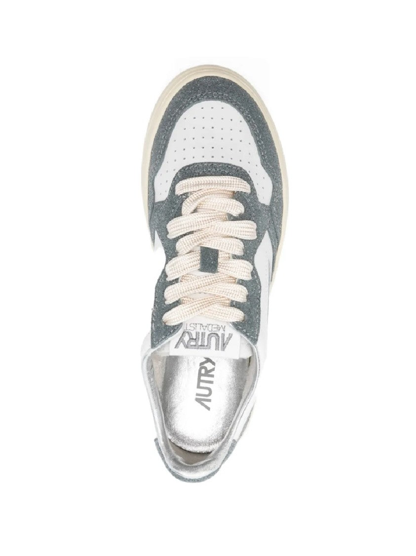 Autry Medalist Low-Top Sneakers