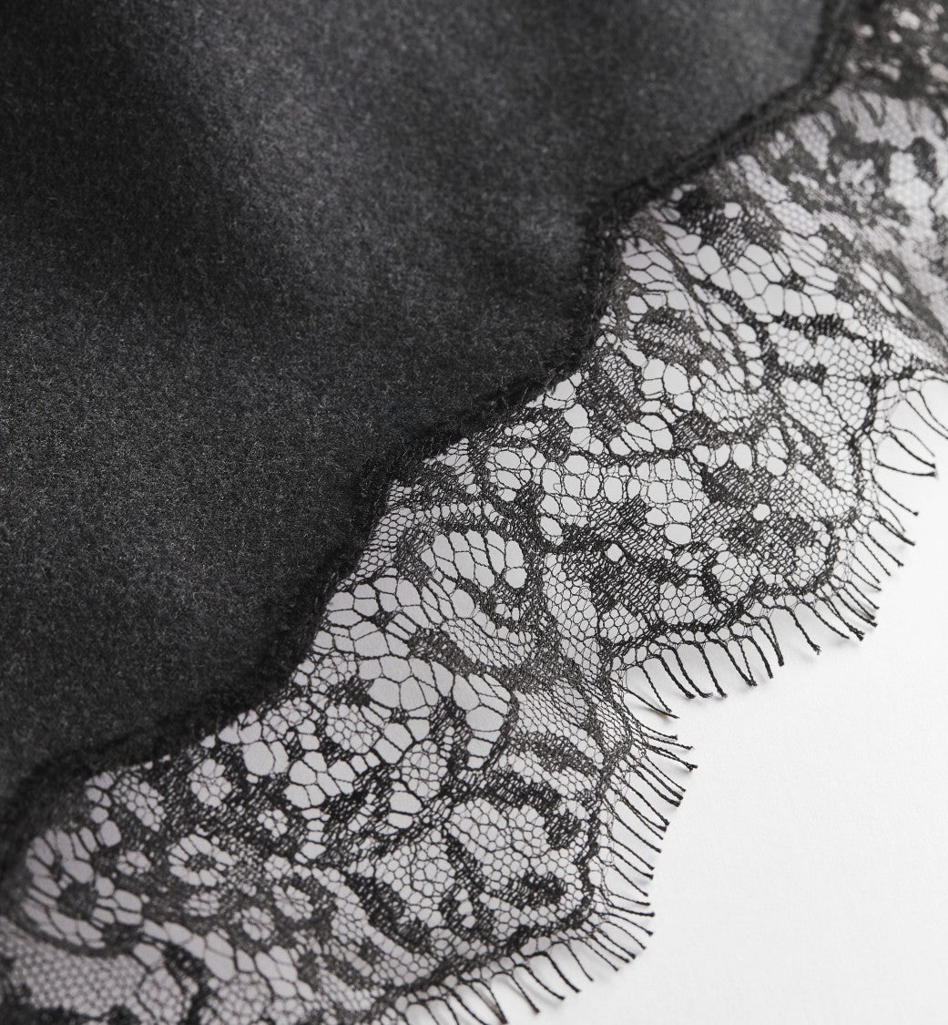 Christian Dior Tailored Fitted Jacket With Lace Trim And Flap Pockets