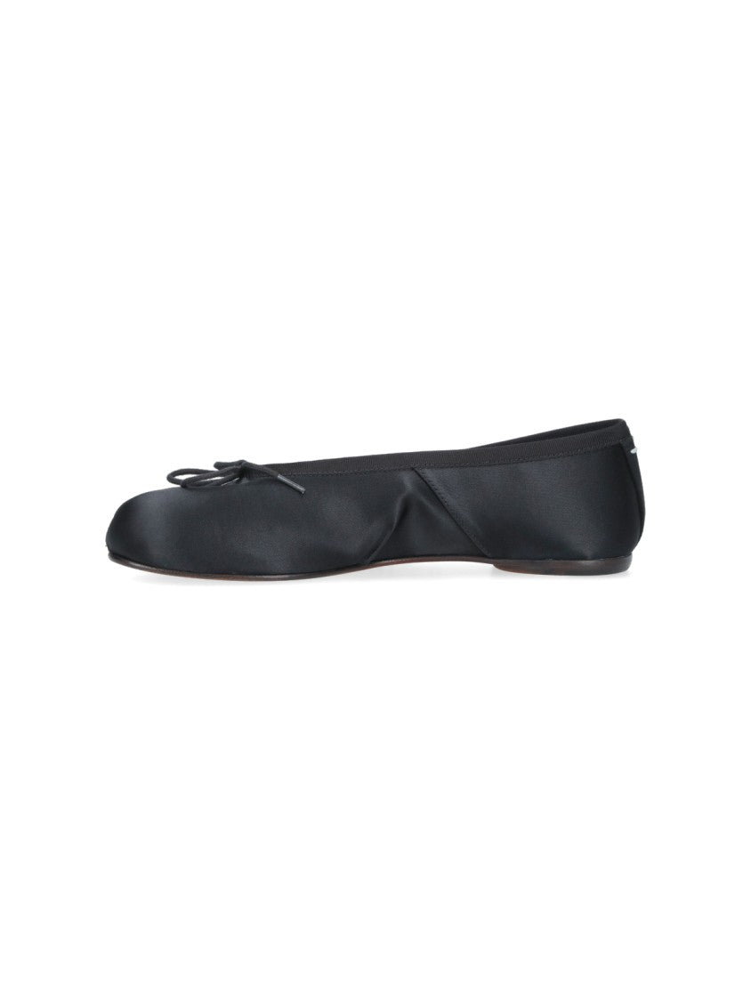 Maison Margiela Black Flats With Rounded Toe And Low-Profile Sole