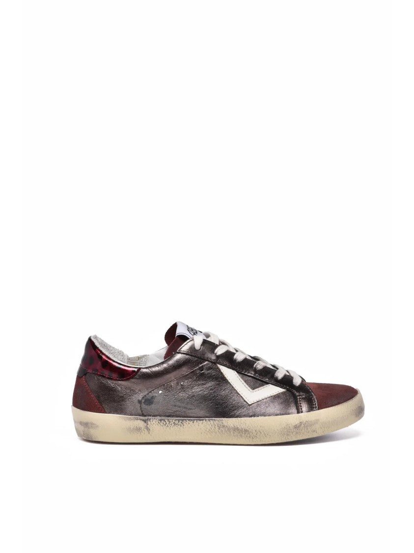 4B12 Leather Distressed Sneakers