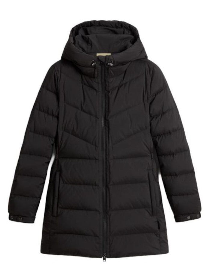 Woolrich Tailored Black Down Jacket With Quilted Design
