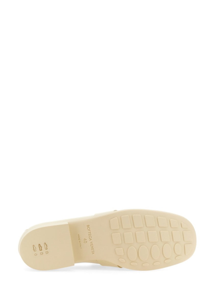 Bottega Veneta Moccasin Monsieur With Refined Leather Upper