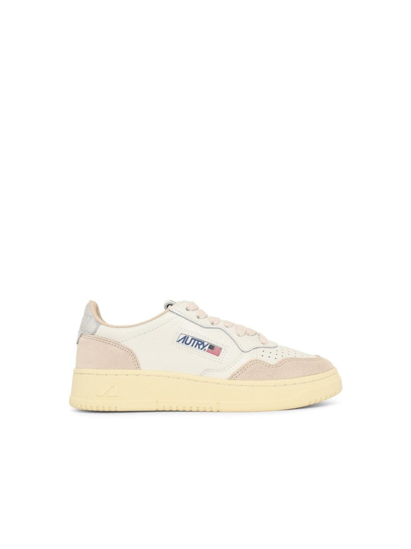 Autry 'Medalist Low' White And Silver Leather Sneakers
