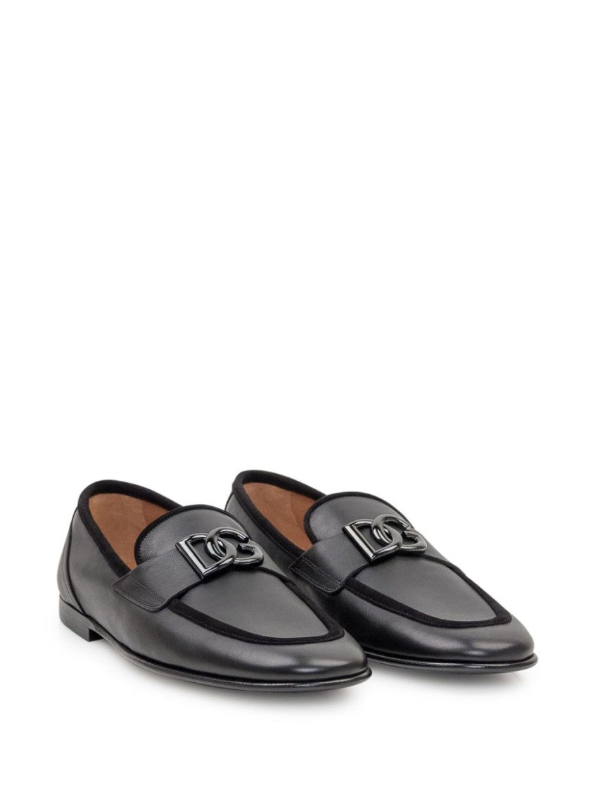 Dolce & Gabbana Black Moccasin With Logo Plaque